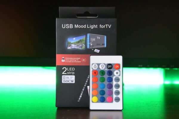 【間接照明】LEDテープをモニター裏に貼ってイケてるデスク環境を構築する
