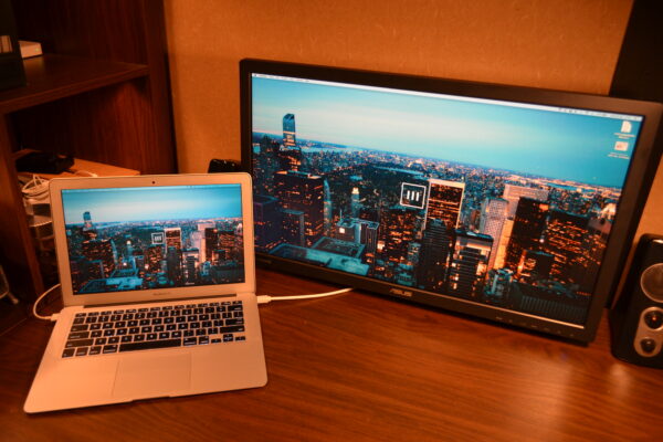 Macとモニターを繋ぐケーブルを買い直して生産性が爆上げ