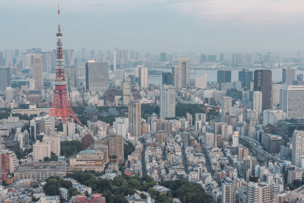 金曜の夜、東京夜景を写す。
