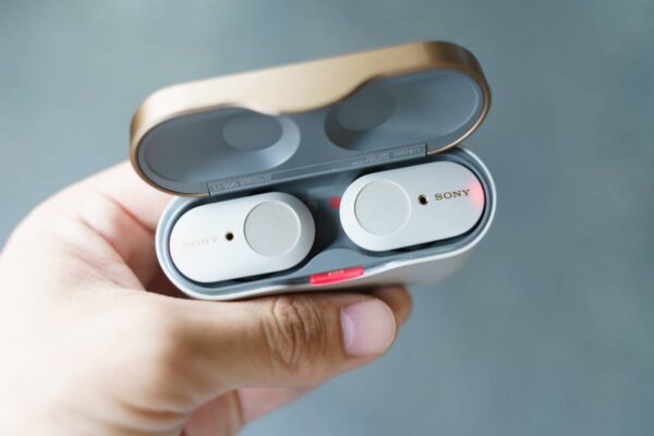 ソニーのワイヤレスノイキャンイヤホン『WF-1000XM3』レビュー。この小ささでこの静寂、衝撃的
