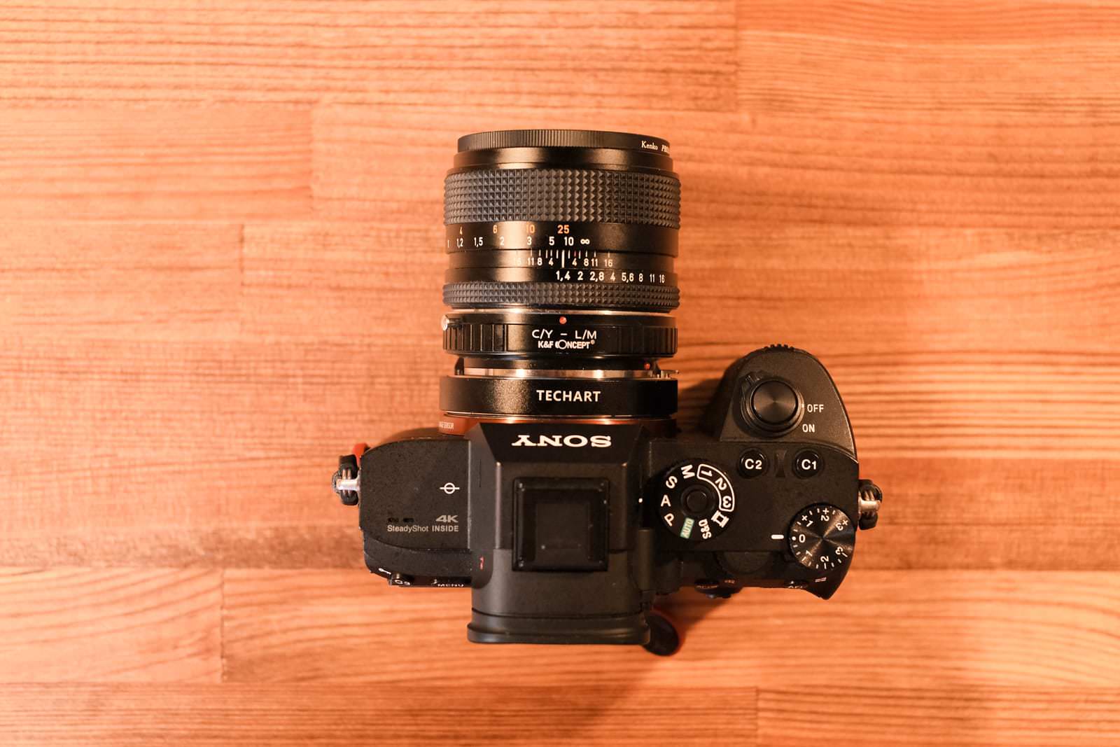 カメラ レンズ(単焦点) CONTAX Planar 50mm F1.4 AEJ』をα7R IIIに装着したレビュー。標準 