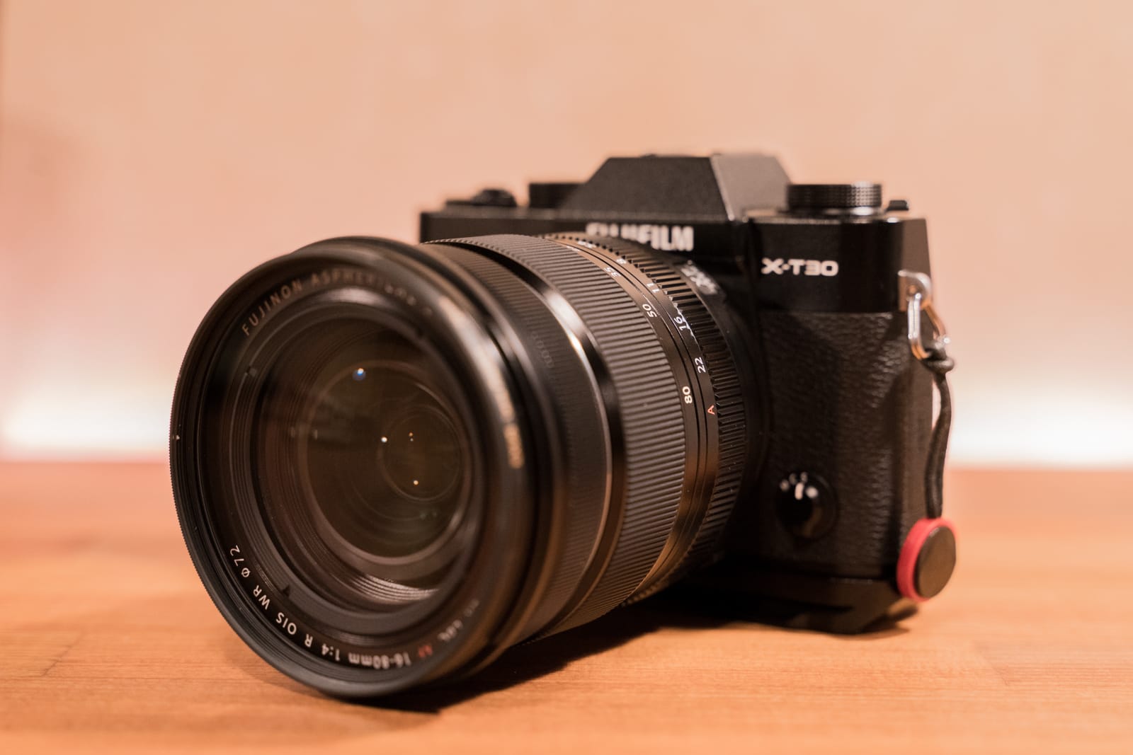 【極美品】富士フイルム　XF16-80mm F4 R OIS WR