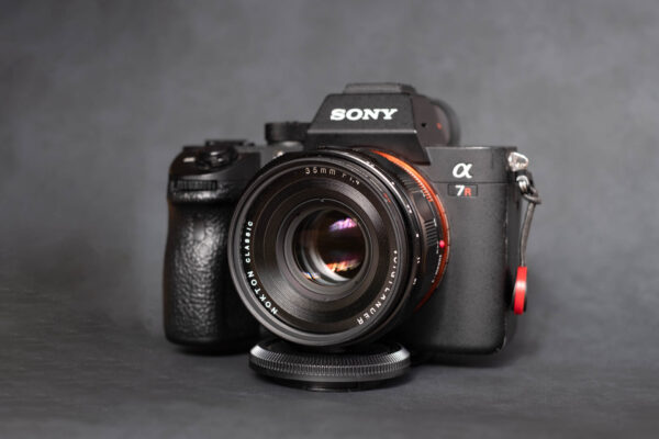 フォクトレンダー『NOKTON classic 35mm F1.4』レビュー。Eマウント向け単焦点では超お気に入りな一本