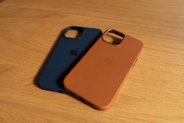 iPhone 12 Pro Max用純正レザーケース・シリコーンケースが到着!11 Pro Maxとざっくり比較