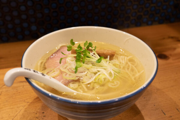お店の味を簡単に家でも再現、新小岩のラーメン店『啜乱会』で美味しいラーメンを食べてきた&作ってみた【PR】