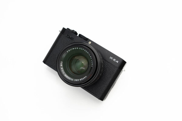 サブカメラにFUJIFILM『X-E4』を選んだ理由と、購入して1ヶ月間の作例まとめ