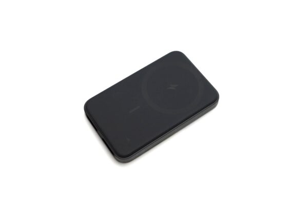 MagSafe対応の薄型モバイルバッテリー『Anker 621 Magnetic Battery (MagGo)』レビュー