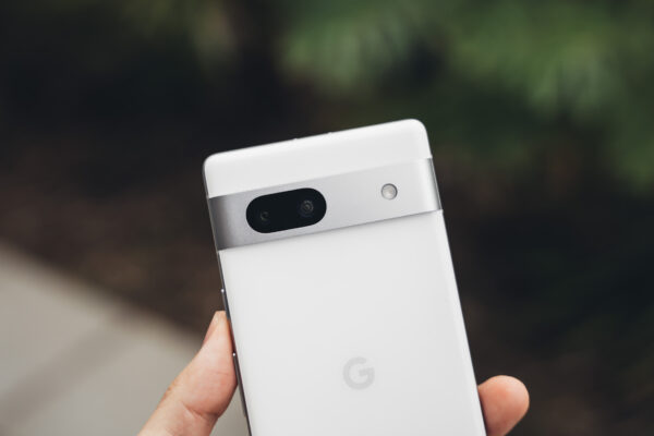 「自然な写真」が撮りたいなら間違いない、Pixel 7aのカメラ性能をレビュー。