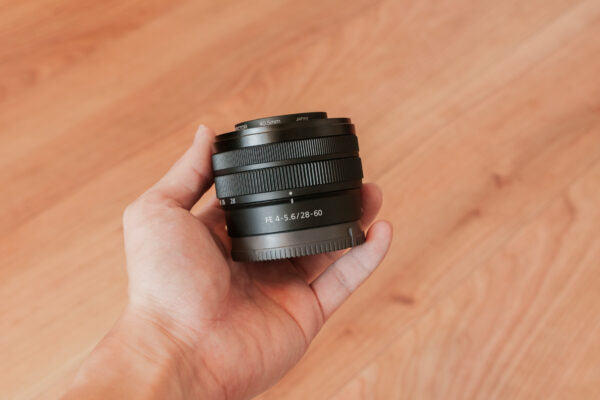 コンパクトでお散歩レンズに最適。ソニー『SEL2860 FE 28-60mm F4-5.6』レビュー