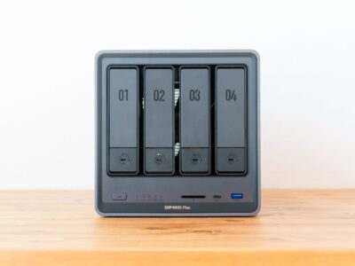 我が家ではこう使う。UGREEN NASyncシリーズの俺的活用術と、気になる細かいところ