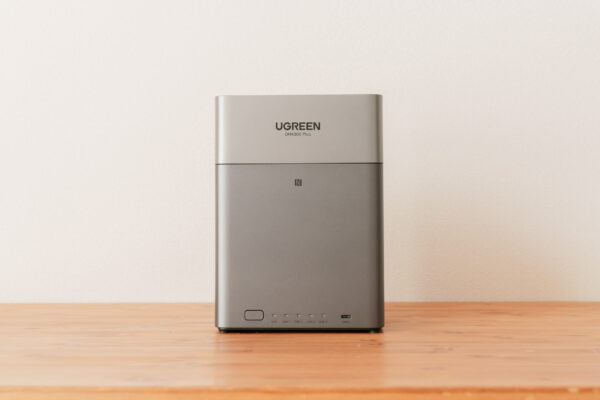 コスパ抜群のエントリーNASが出た！UGREENの『NASync DH4300 Plus』レビュー