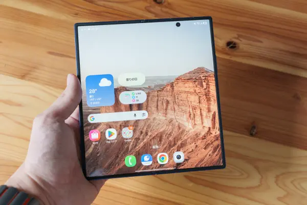 Galaxy Z Fold7を今さら使い始めた理由。ようやく普段使いしたくなる折り畳みスマホがキタ!